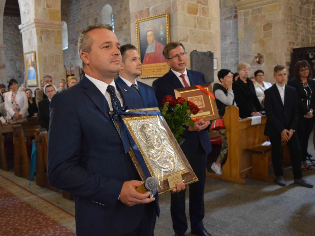 Wzruszająca uroczystość 60-lecia kapłaństwa Stanisława Pohla [GALERIA]
