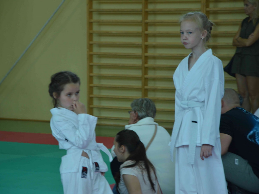 Trwa Turniej Karate o Puchar Burmistrza Kruszwicy
