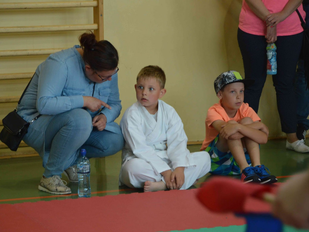 Trwa Turniej Karate o Puchar Burmistrza Kruszwicy