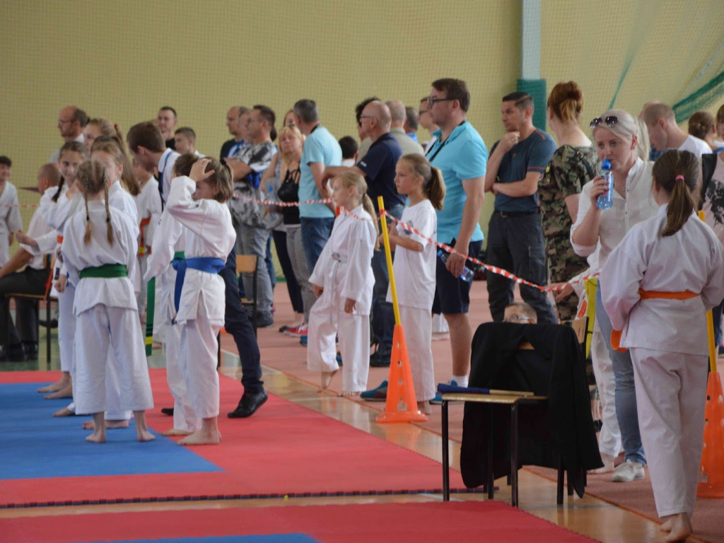 Trwa Turniej Karate o Puchar Burmistrza Kruszwicy