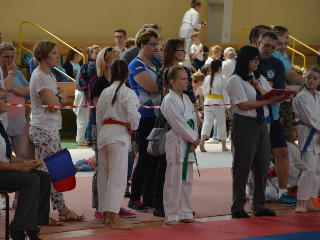 Trwa Turniej Karate o Puchar Burmistrza Kruszwicy