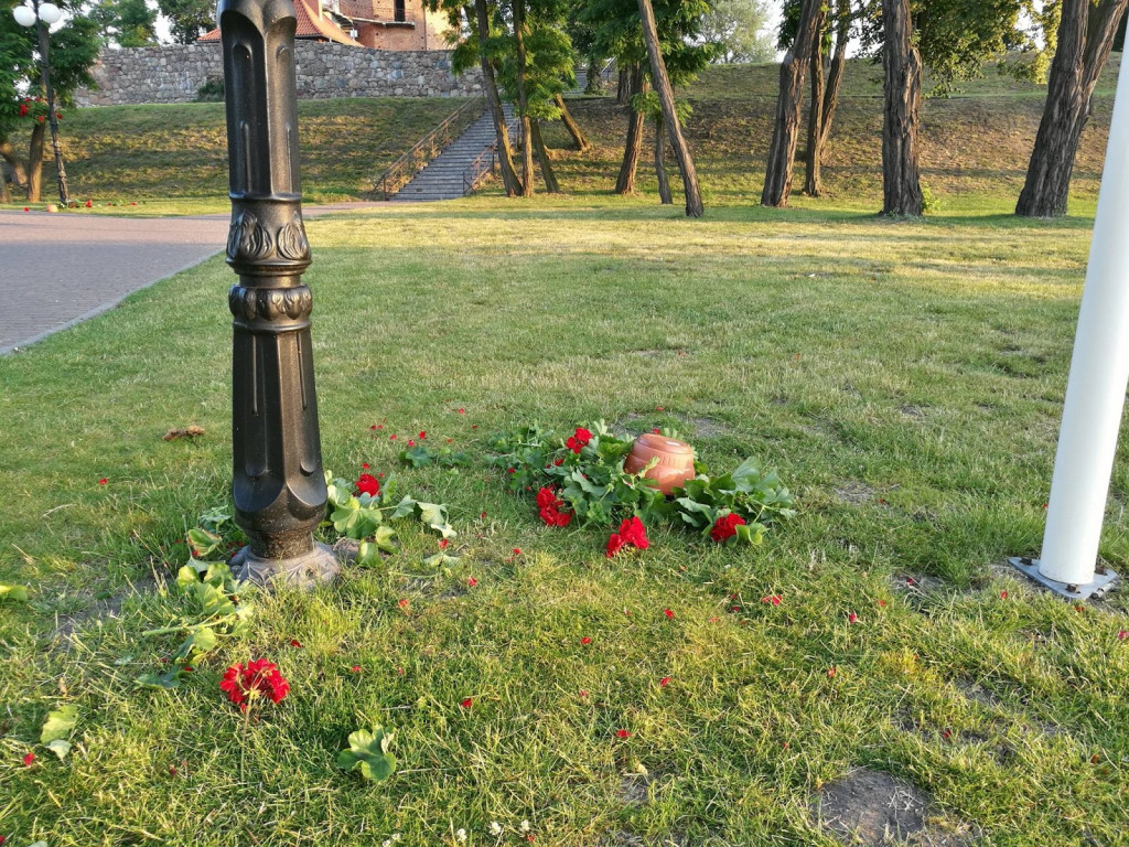 Demolka w okolicach Wzgórza Zamkowego. Zatrzymano sprawcę zdarzenia