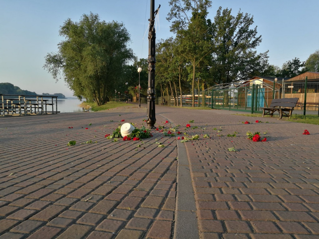 Demolka w okolicach Wzgórza Zamkowego. Zatrzymano sprawcę zdarzenia