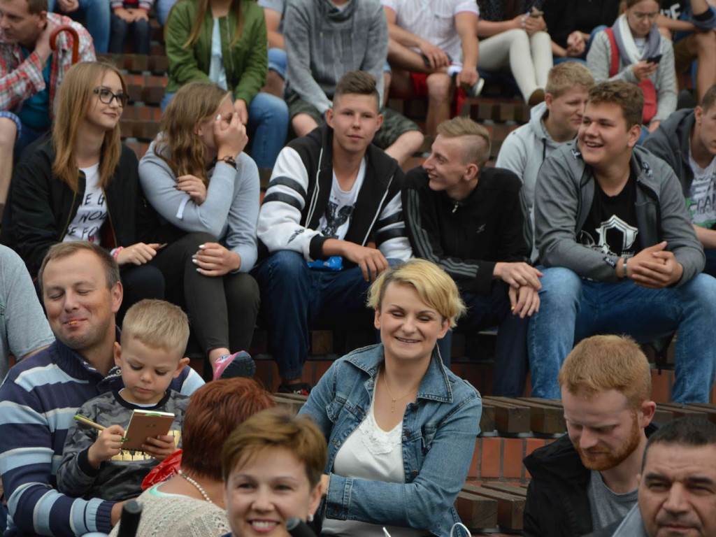 Kabaret Nowaki atrakcją wieczoru. Kruszwiczanie rozbawieni do łez [GALERIA]