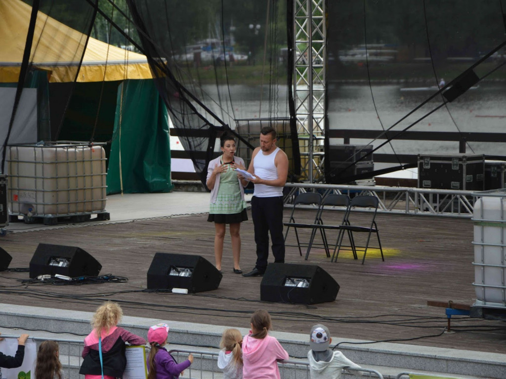 Kabaret Nowaki atrakcją wieczoru. Kruszwiczanie rozbawieni do łez [GALERIA]