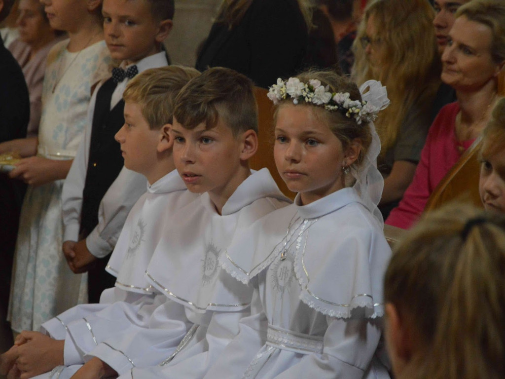 Wzruszeni kruszwiczanie pożegnali swojego kapłana [GALERIA]