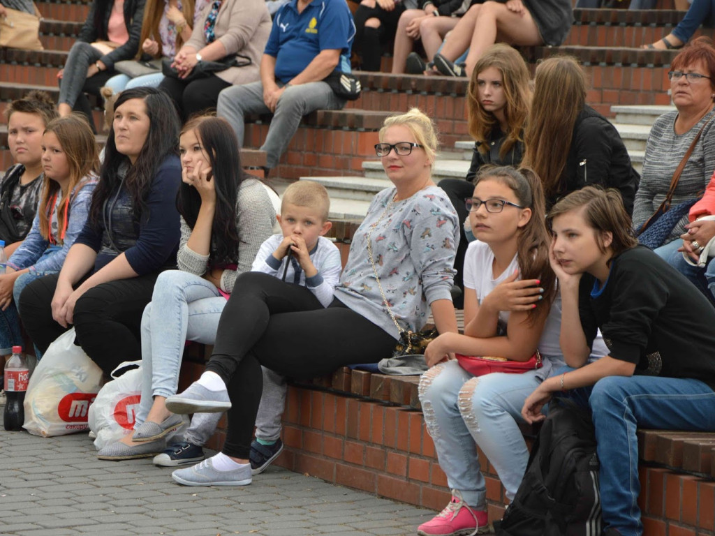 Nagrodzili uczestników gry terenowej 