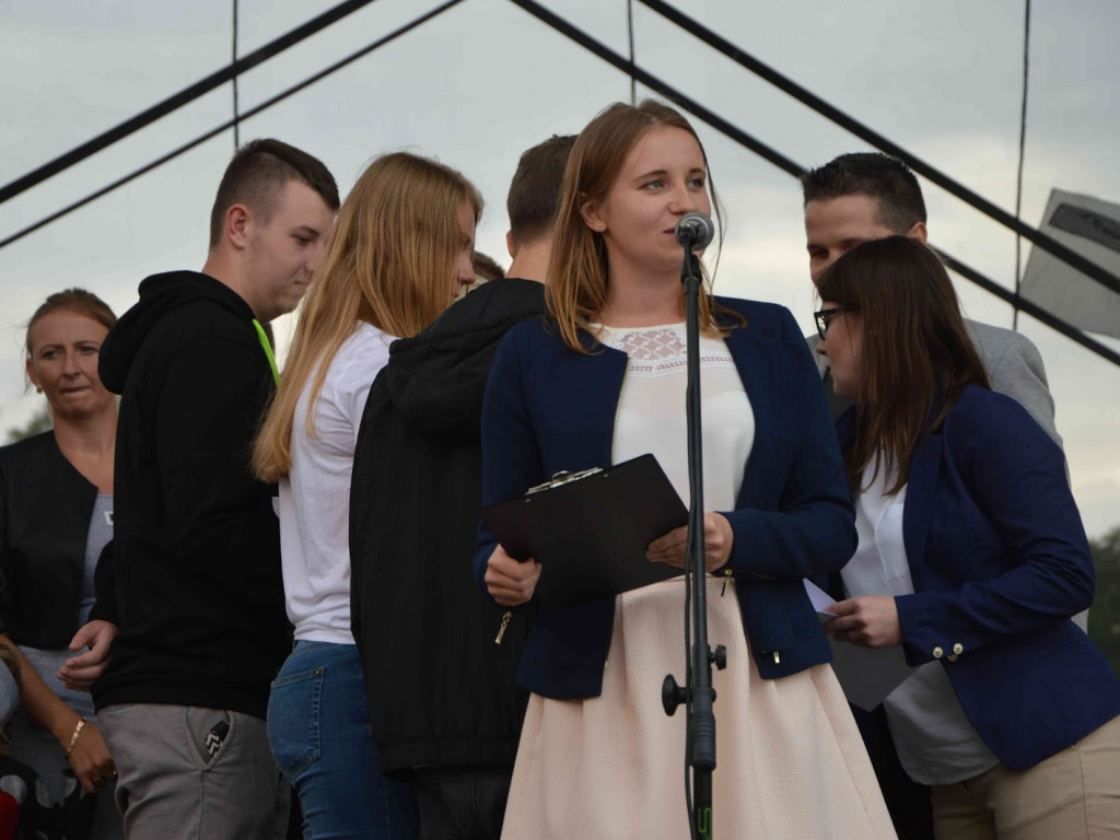Nagrodzili uczestników gry terenowej 