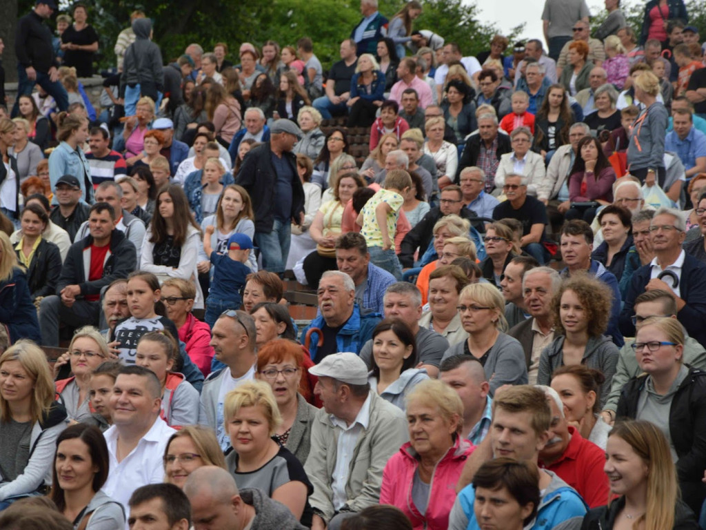 Nagrodzili uczestników gry terenowej 
