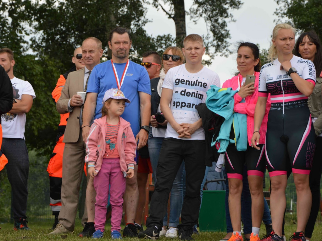 Aquathlon Kruszwica 2017 wyniki: Zwycięzcami Agnieszka Kostyra i Mariusz Jurkiewicz [ZDJĘCIA+VIDEO]