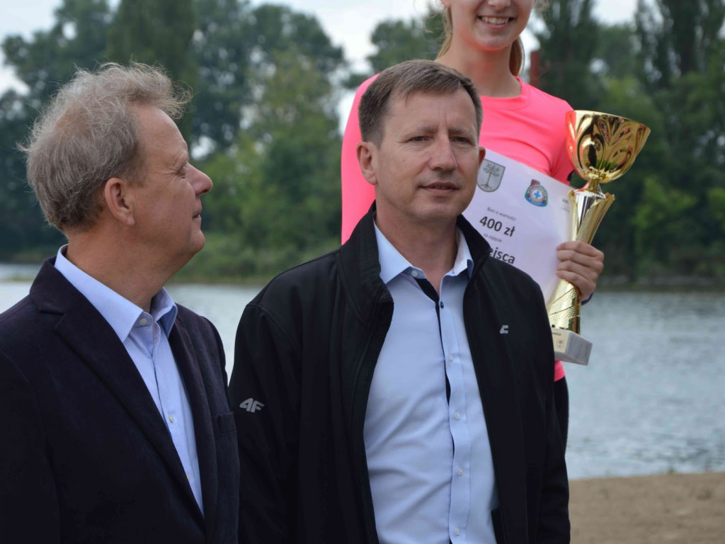 Aquathlon Kruszwica 2017 wyniki: Zwycięzcami Agnieszka Kostyra i Mariusz Jurkiewicz [ZDJĘCIA+VIDEO]