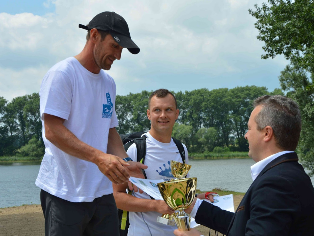 Aquathlon Kruszwica 2017 wyniki: Zwycięzcami Agnieszka Kostyra i Mariusz Jurkiewicz [ZDJĘCIA+VIDEO]
