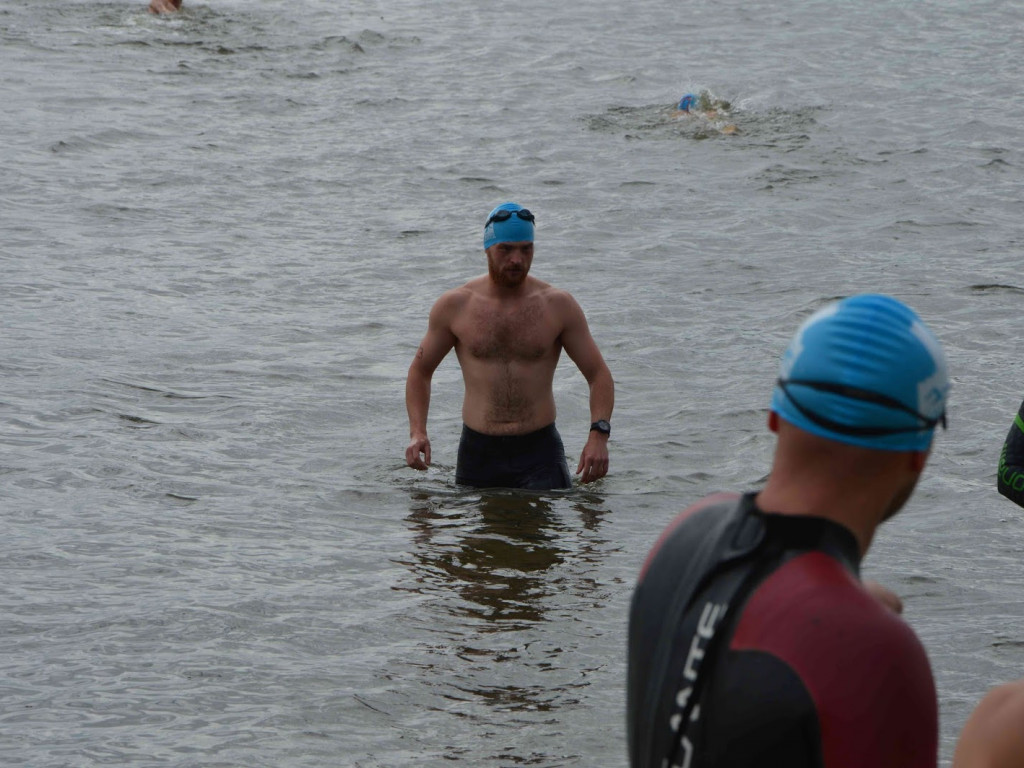 Aquathlon Kruszwica 2017: Zobacz jak zawodnicy przygotowują się przed startem [ZDJĘCIA]