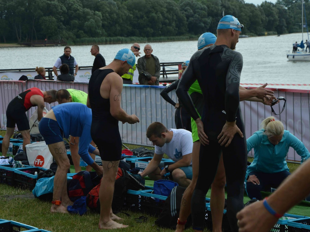 Aquathlon Kruszwica 2017: Zobacz jak zawodnicy przygotowują się przed startem [ZDJĘCIA]