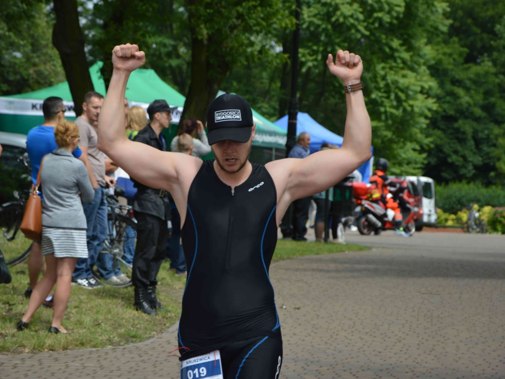 Aquathlon Kruszwica 2017: Zawodnicy pokonują liczący pięć kilometrów bieg! [FOTO]
