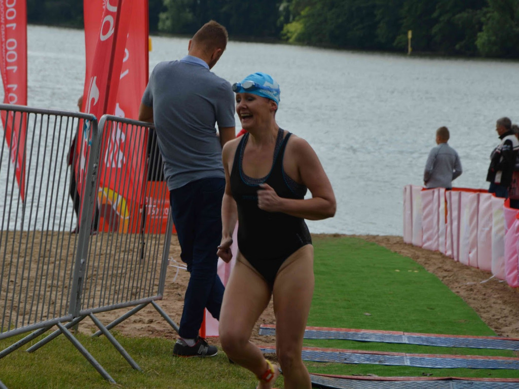 Aquathlon Kruszwica 2017: Zawodnicy pokonują liczący pięć kilometrów bieg! [FOTO]
