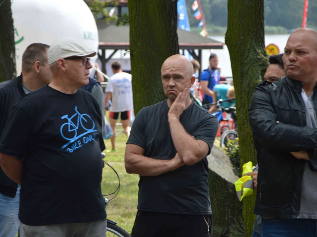 Aquathlon Kruszwica 2017: Zawodnicy pokonują liczący pięć kilometrów bieg! [FOTO]