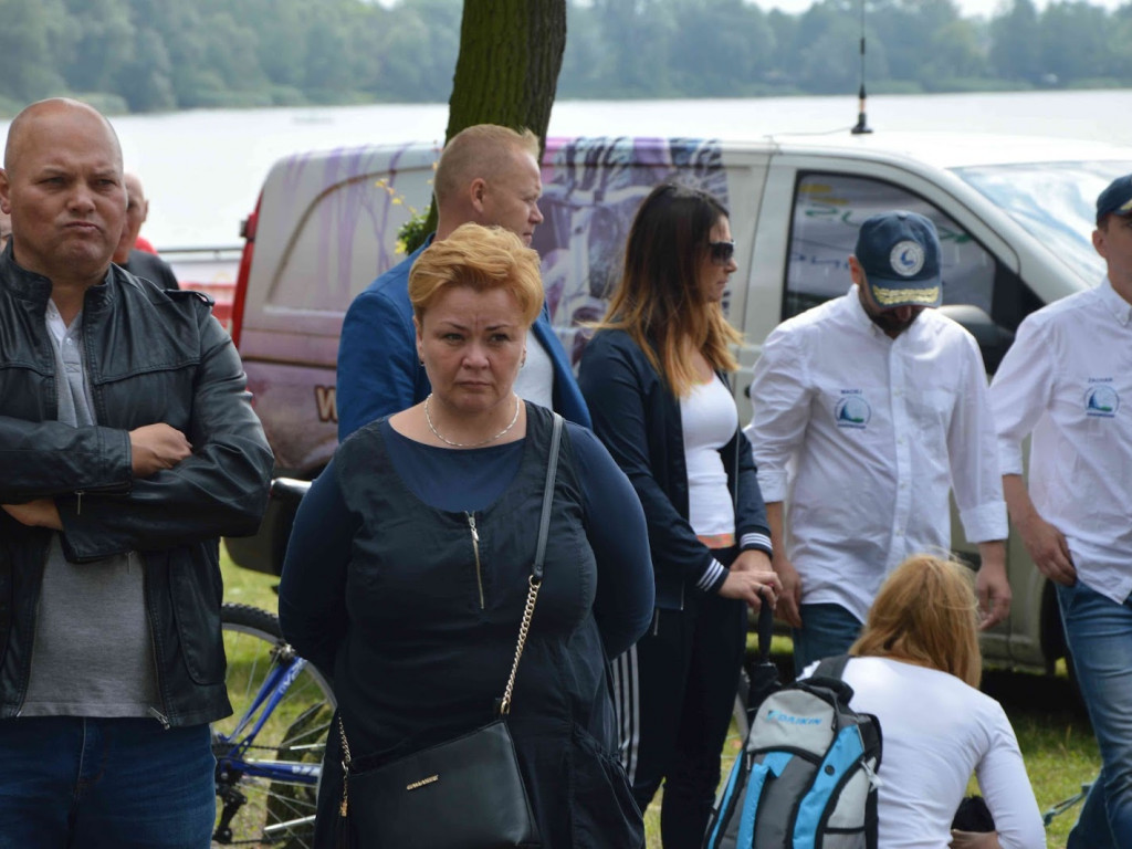 Aquathlon Kruszwica 2017: Zawodnicy pokonują liczący pięć kilometrów bieg! [FOTO]