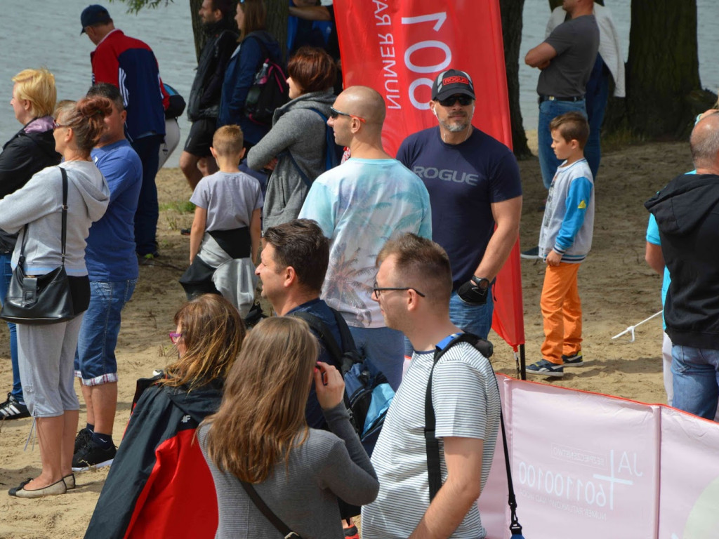 Aguathlon Kruszwica 2017: Zawodnicy rywalizują w wodzie [FOTO+VIDEO]