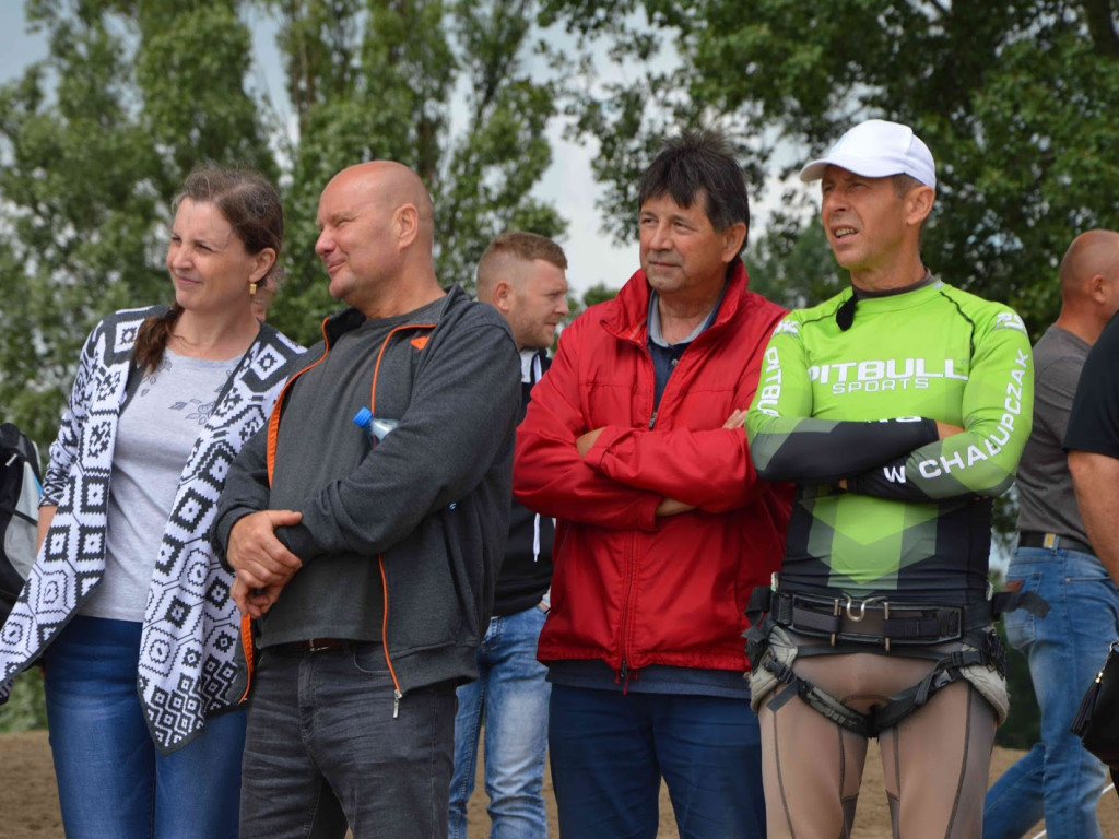 Aguathlon Kruszwica 2017: Zawodnicy rywalizują w wodzie [FOTO+VIDEO]