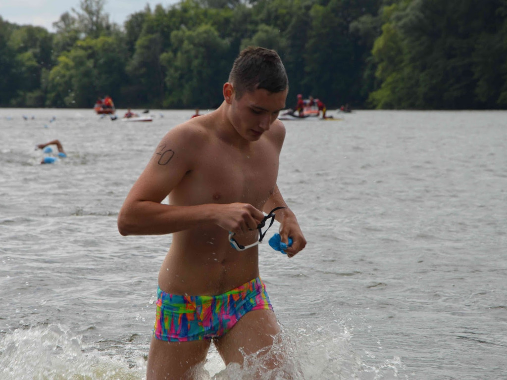 Aguathlon Kruszwica 2017: Zawodnicy rywalizują w wodzie [FOTO+VIDEO]