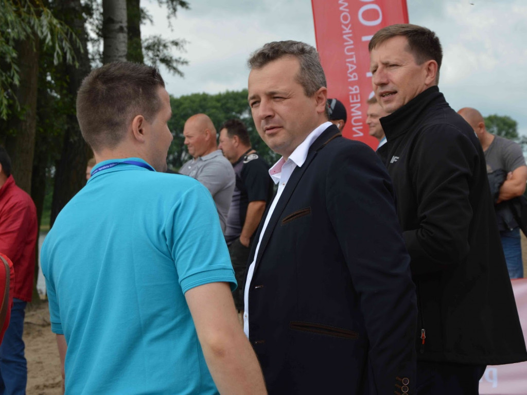 Aguathlon Kruszwica 2017: Zawodnicy rywalizują w wodzie [FOTO+VIDEO]