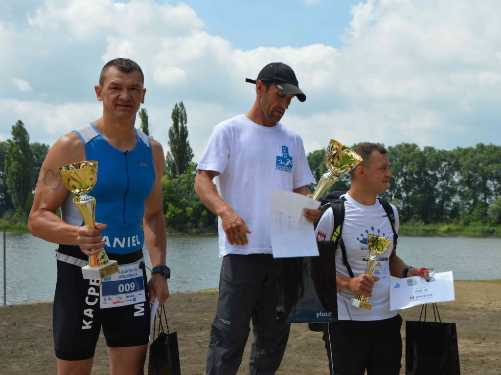 Aquathlon Kruszwica 2017 wyniki: Zwycięzcami Agnieszka Kostyra i Mariusz Jurkiewicz [ZDJĘCIA+VIDEO]