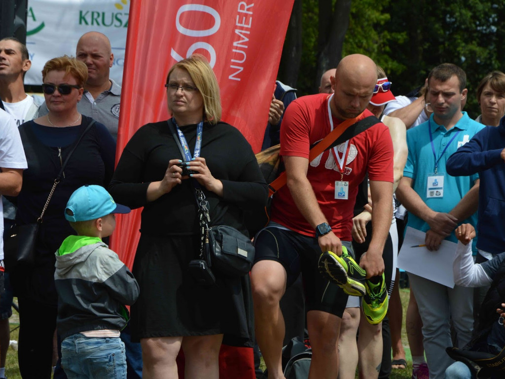 Aquathlon Kruszwica 2017 wyniki: Zwycięzcami Agnieszka Kostyra i Mariusz Jurkiewicz [ZDJĘCIA+VIDEO]