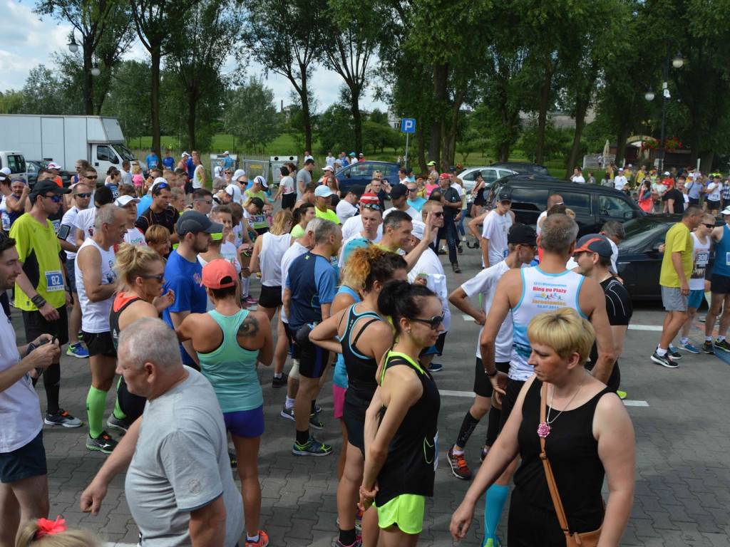 Za nami Bieg Nowalijkowy: Uczestnicy rywalizowali na trasie 10 kilometrów! [VIDEO+FOTO]