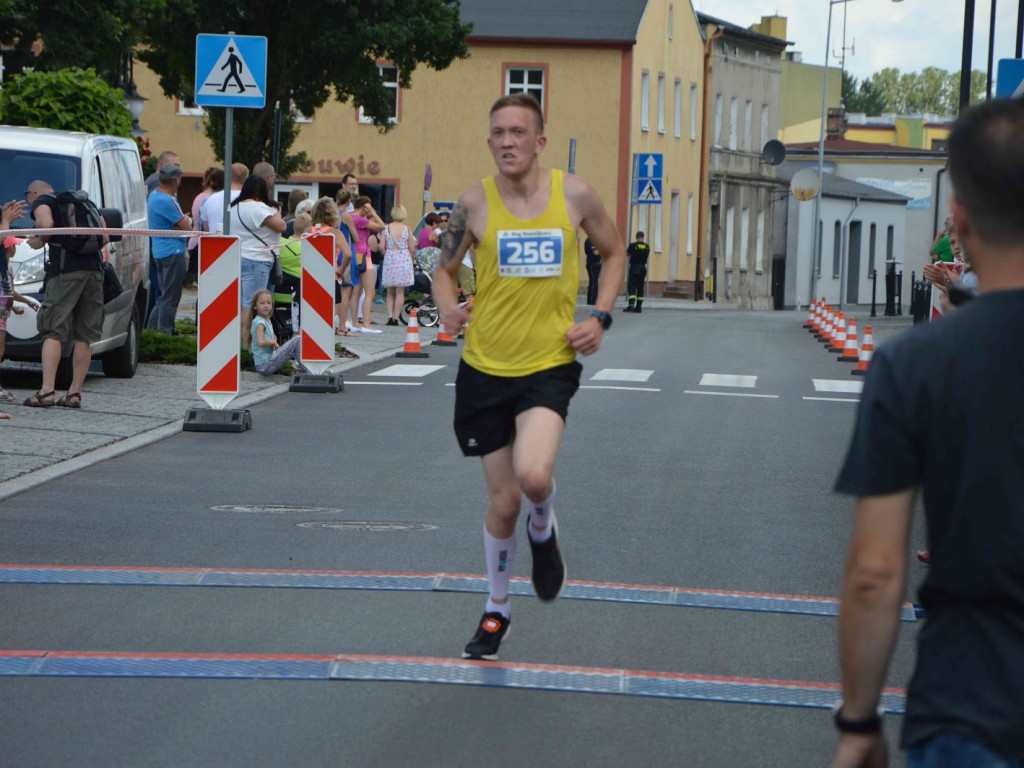 Za nami Bieg Nowalijkowy: Uczestnicy rywalizowali na trasie 10 kilometrów! [VIDEO+FOTO]