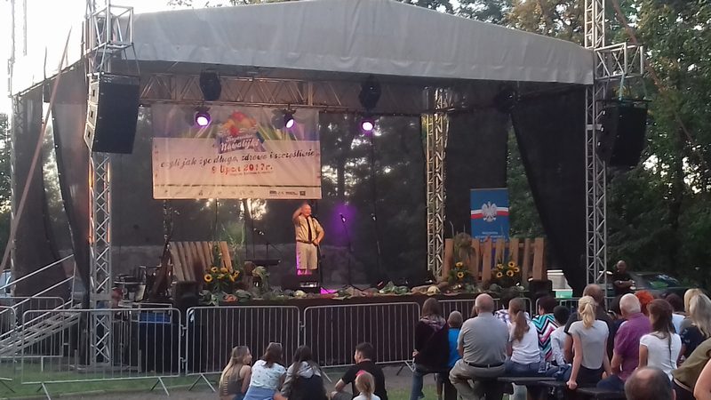 Na nowalijkach kruszwicką publiczność rozbawiał kabaret DKD [GALERIA]