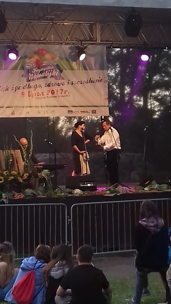 Na nowalijkach kruszwicką publiczność rozbawiał kabaret DKD [GALERIA]
