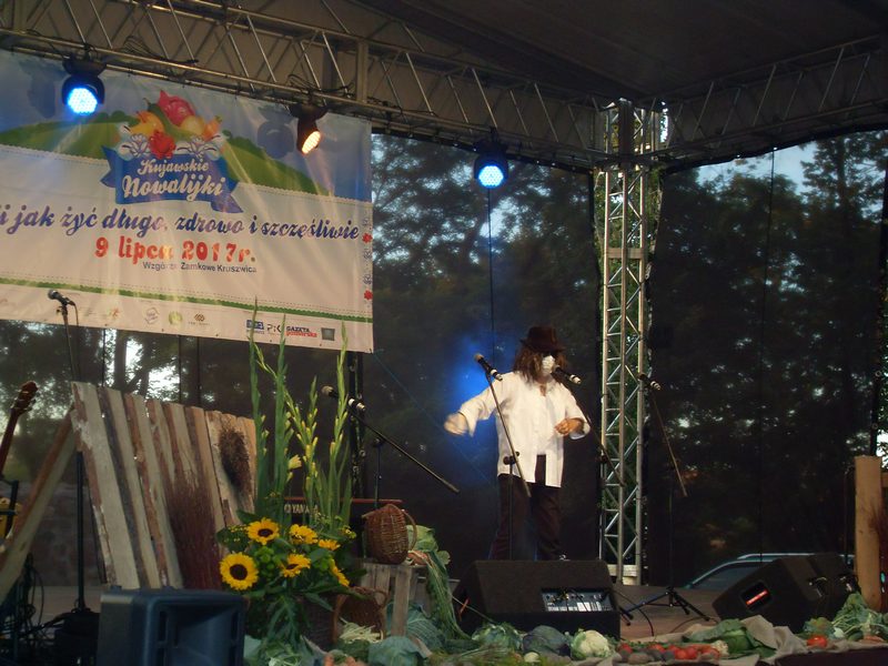 Na nowalijkach kruszwicką publiczność rozbawiał kabaret DKD [GALERIA]