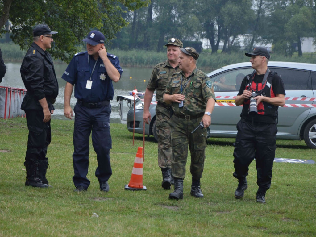 Dobiegła końca impreza plenerowa z pokazami na wodzie. Zobacz zdjęcia z atrakcji jakie przygotowano [FOTO]