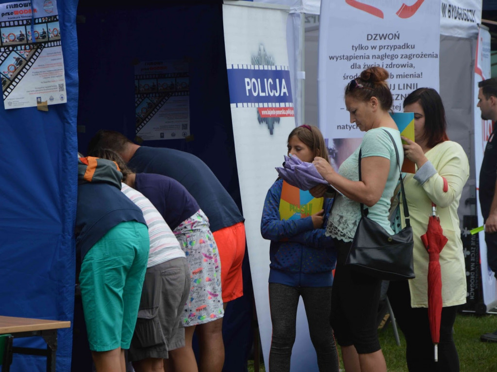 Dobiegła końca impreza plenerowa z pokazami na wodzie. Zobacz zdjęcia z atrakcji jakie przygotowano [FOTO]