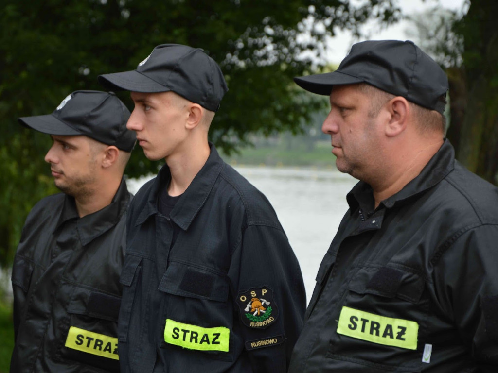 Służby wspólnie przeprowadziły pokazy na wodzie [ZDJĘCIA+VIDEO]
