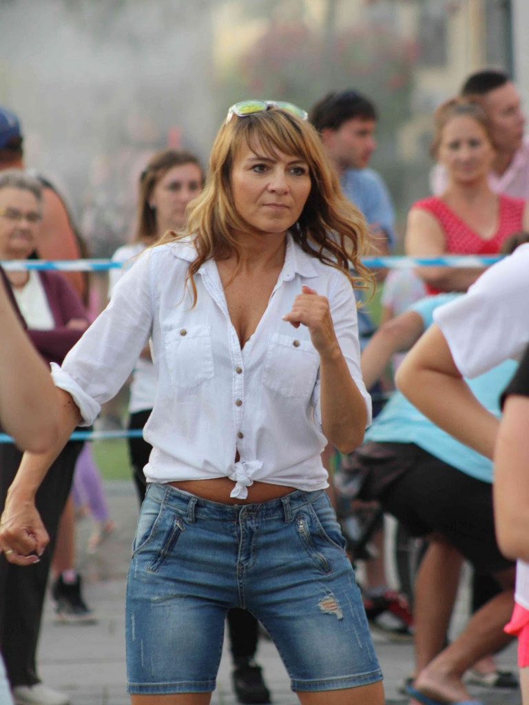 Wielkie nocne Dirty Dancing w Kruszwicy. Zobacz zdjęcia z maratonu zumby!