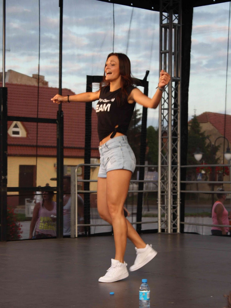 Wielkie nocne Dirty Dancing w Kruszwicy. Zobacz zdjęcia z maratonu zumby!