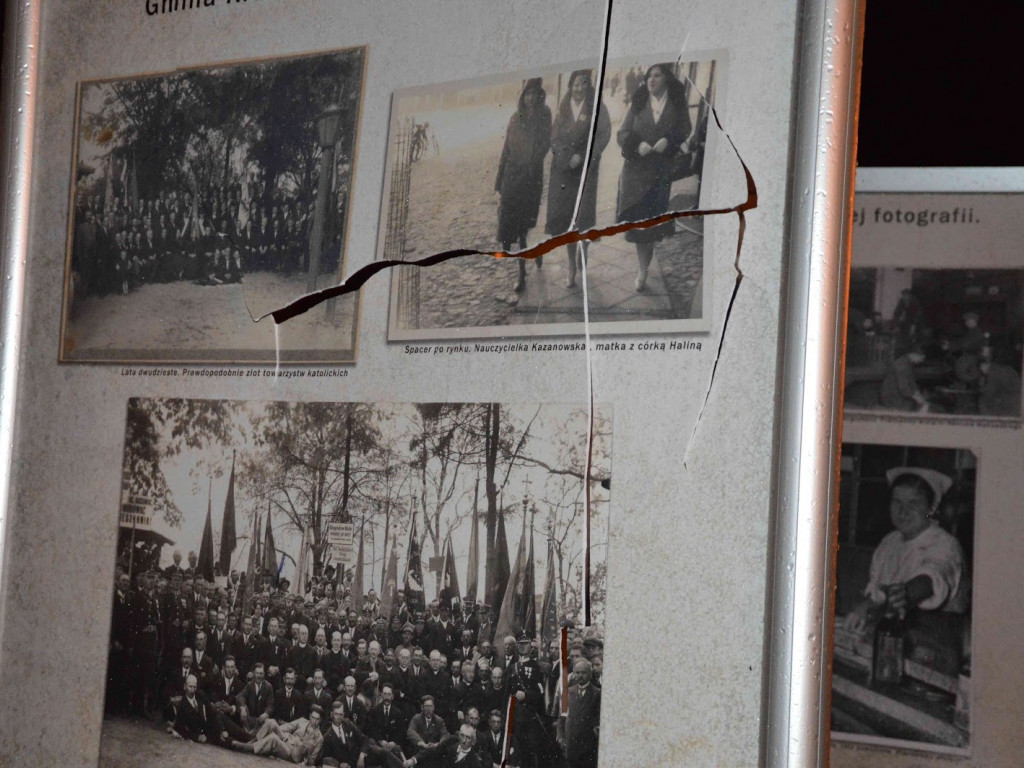Skutki burzy: Część wystawy historycznej zniszczona [ZDJĘCIA]