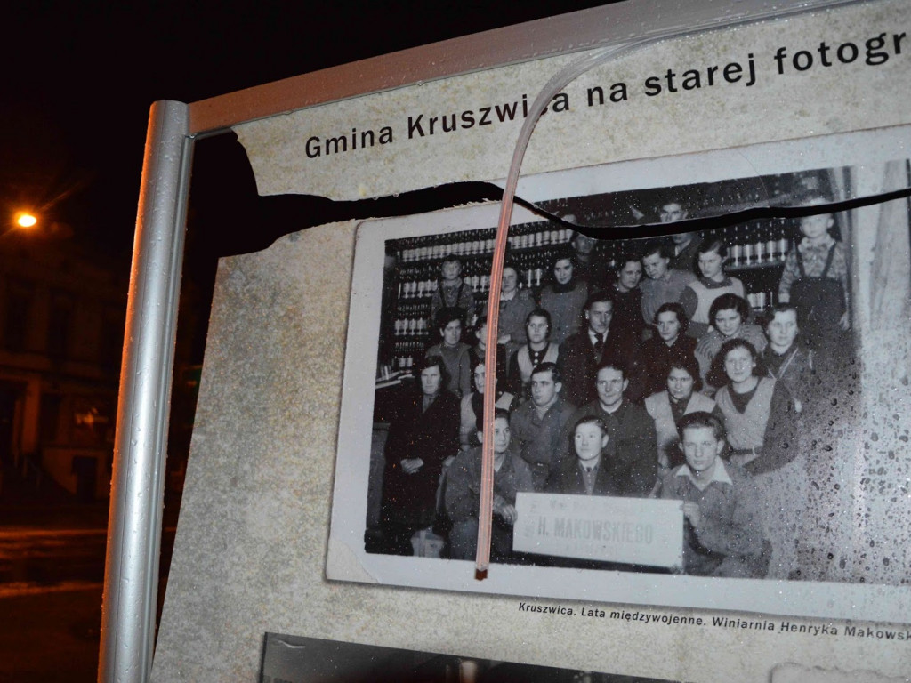 Skutki burzy: Część wystawy historycznej zniszczona [ZDJĘCIA]