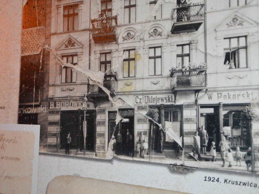 Skutki burzy: Część wystawy historycznej zniszczona [ZDJĘCIA]