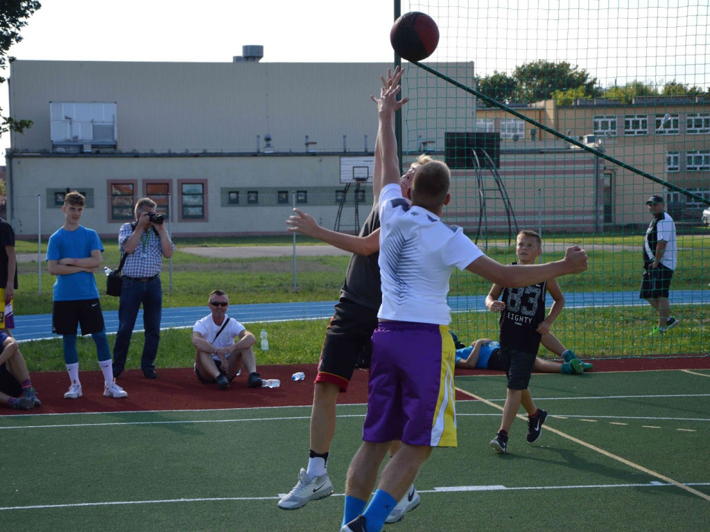  I edycja Streetball: Młodzi koszykarze rywalizowali w Kruszwicy [ZDJĘCIA]