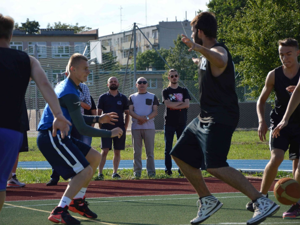  I edycja Streetball: Młodzi koszykarze rywalizowali w Kruszwicy [ZDJĘCIA]