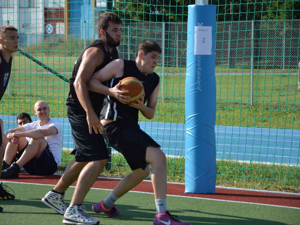  I edycja Streetball: Młodzi koszykarze rywalizowali w Kruszwicy [ZDJĘCIA]
