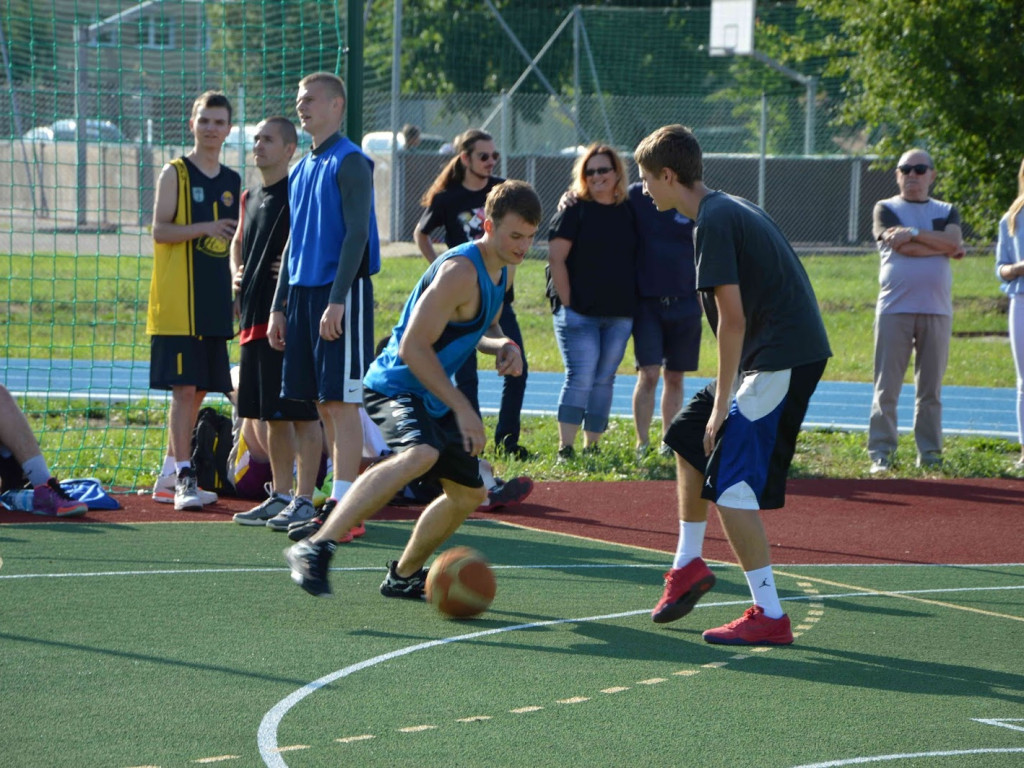  I edycja Streetball: Młodzi koszykarze rywalizowali w Kruszwicy [ZDJĘCIA]