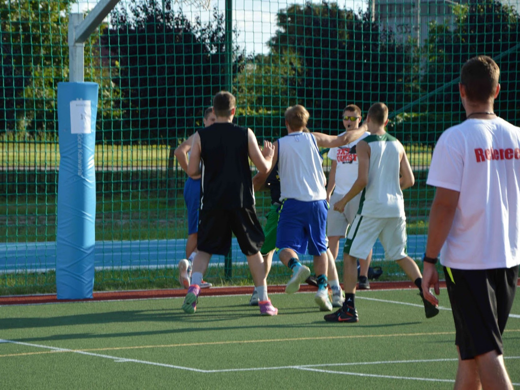  I edycja Streetball: Młodzi koszykarze rywalizowali w Kruszwicy [ZDJĘCIA]