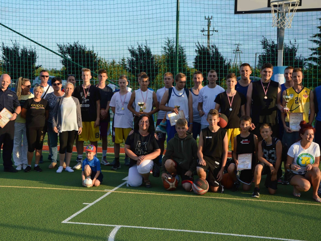 I edycja Streetball: Młodzi koszykarze rywalizowali w Kruszwicy [ZDJĘCIA]