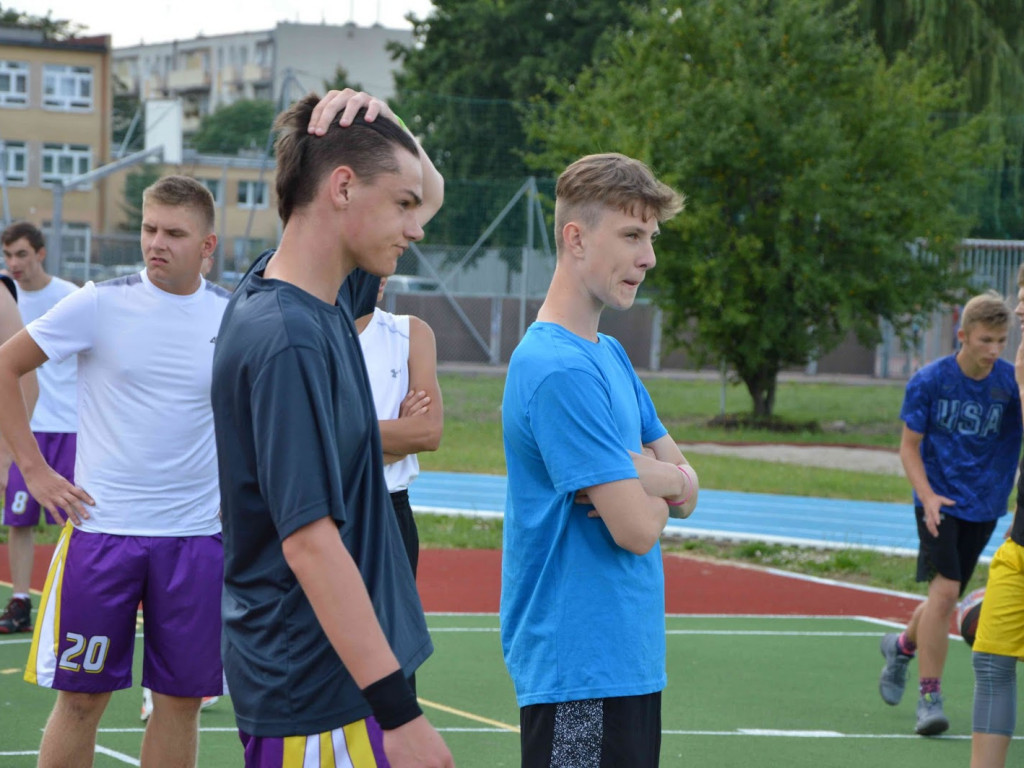  I edycja Streetball: Młodzi koszykarze rywalizowali w Kruszwicy [ZDJĘCIA]
