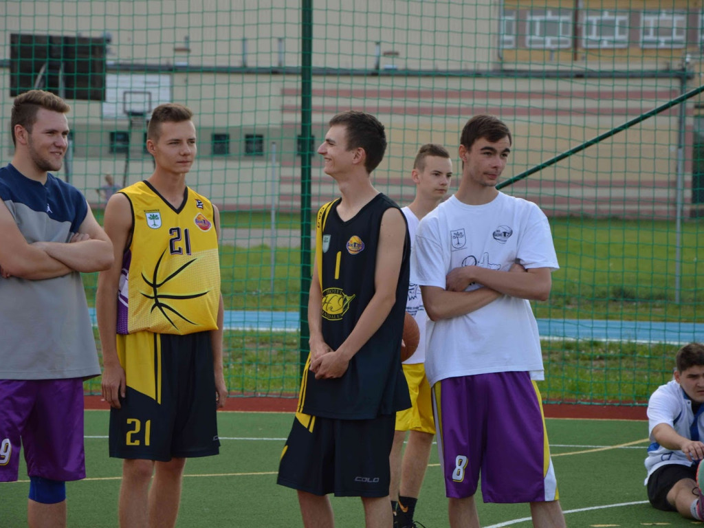  I edycja Streetball: Młodzi koszykarze rywalizowali w Kruszwicy [ZDJĘCIA]