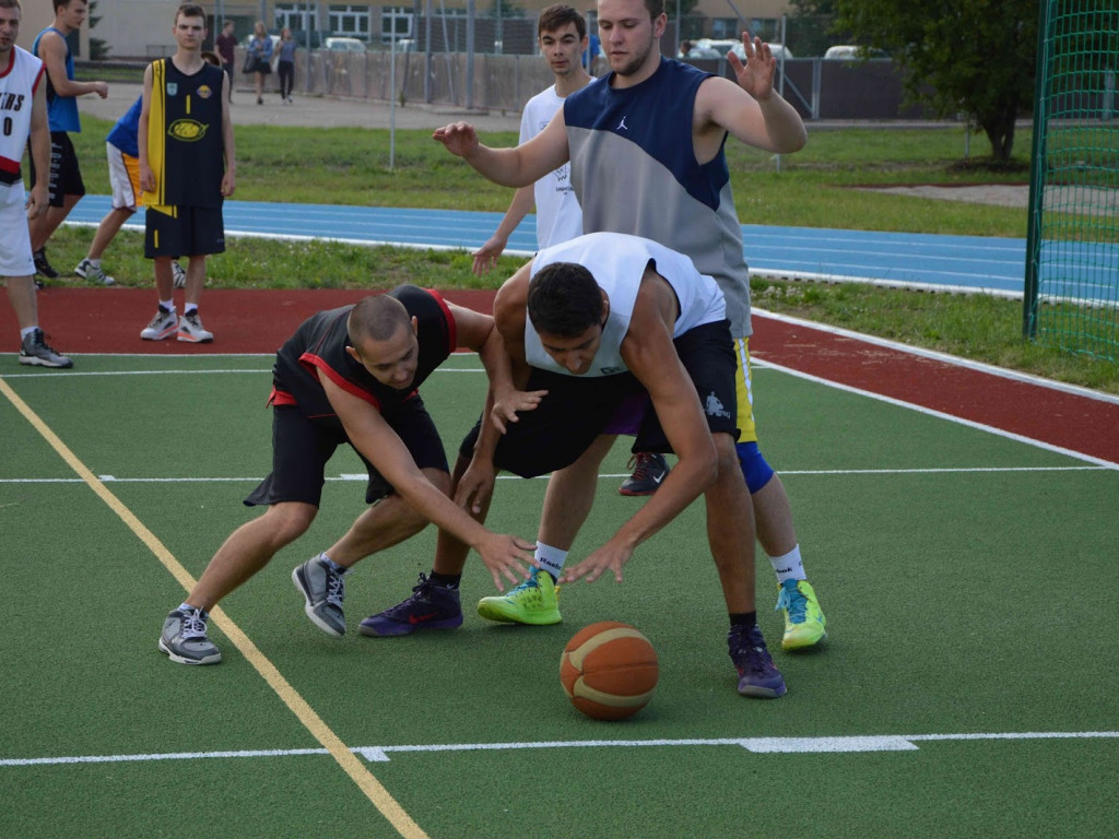  I edycja Streetball: Młodzi koszykarze rywalizowali w Kruszwicy [ZDJĘCIA]